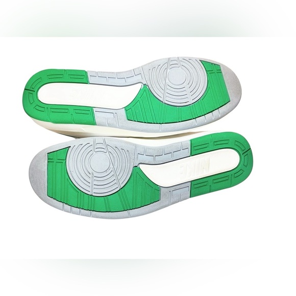 Air Jordan 2 Retro Lucky Green DR8884-103 Men Sneakers SZ 13 LIMITED EDITION NEW - Picture 7 of 9